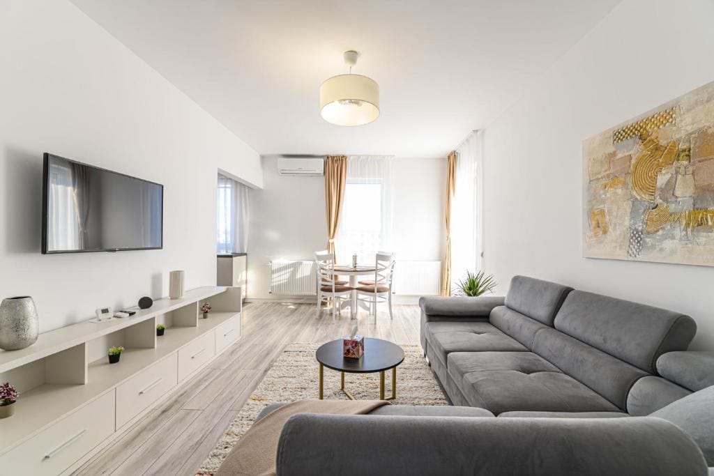 MaBu Apartment - 2 spacious rooms with underground parking, Tractorul Brasov